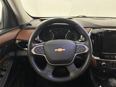 Used 2021 Chevrolet Traverse High Country image 22