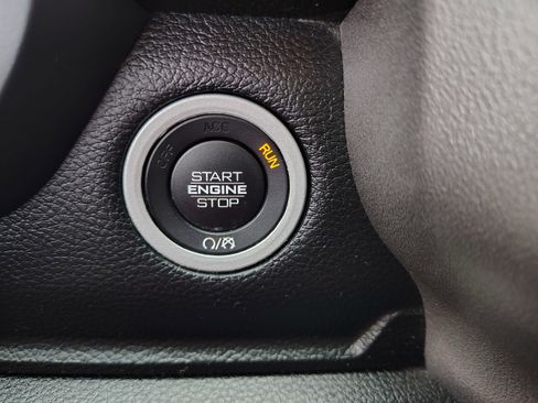 Certified 2020 RAM 1500 Big Horn image 28