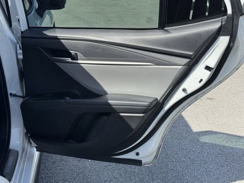 Used 2025 Toyota Camry SE w/ Multimedia Upgrade Package image 37