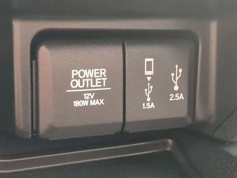 Used 2018 Honda Pilot Elite image 22