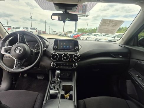 Used 2022 Nissan Sentra S FWD image 19