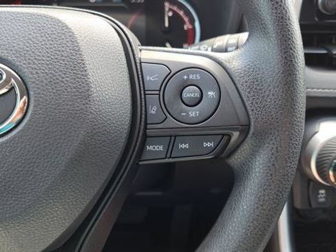 Certified 2025 Toyota RAV4 XLE AWD/4WD image 27