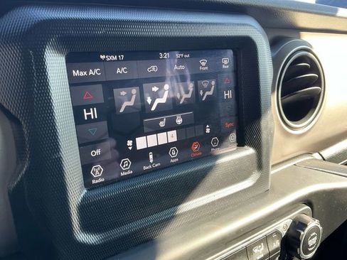 Used 2020 Jeep Wrangler Unlimited Sport S image 25