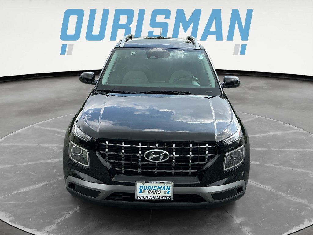 Used 2024 Hyundai Venue SEL FWD image 9