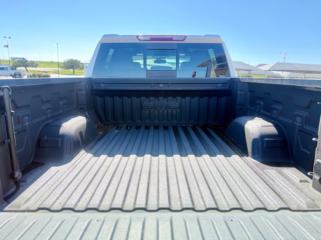 Used 2025 GMC Sierra 1500 SLT w/ SLT Premium Plus Package AWD/4WD image 7