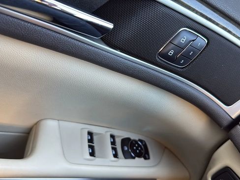 Used 2014 Lincoln MKZ Hybrid Sedan 4D w/ Equipment Group 202A Reserve image 22