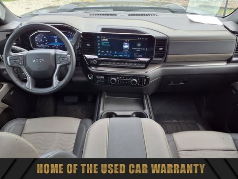 Used 2025 Chevrolet Silverado 2500 ZR2 w/ Technology Package image 5