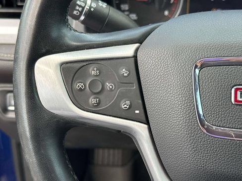 Used 2023 GMC Acadia SLT w/ Preferred Package FWD image 27