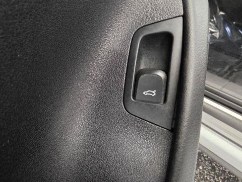Used 2015 Audi Q3 2.0T Prestige AWD/4WD image 32