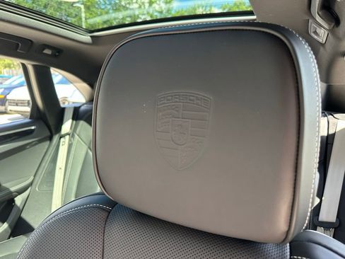 Certified 2026 Porsche Macan Turbo AWD/4WD image 22