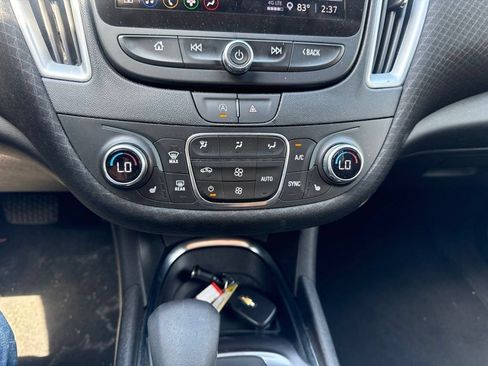 Used 2023 Chevrolet Malibu LT FWD image 25
