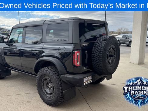 Used 2024 Ford Bronco Everglades AWD/4WD image 2