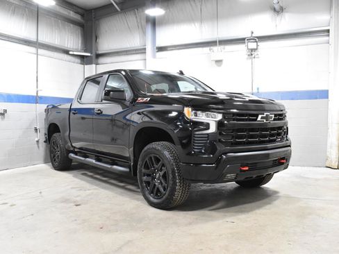 Used 2025 Chevrolet Silverado 1500 LT Trail Boss w/ Convenience Package II image 31