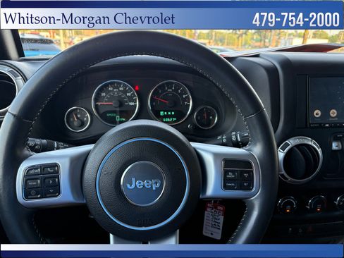 Used 2015 Jeep Wrangler Sport AWD/4WD image 12
