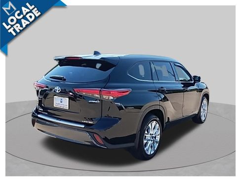 Used 2023 Toyota Highlander Limited w/ Protection Package #3 (TMS) AWD/4WD image 5