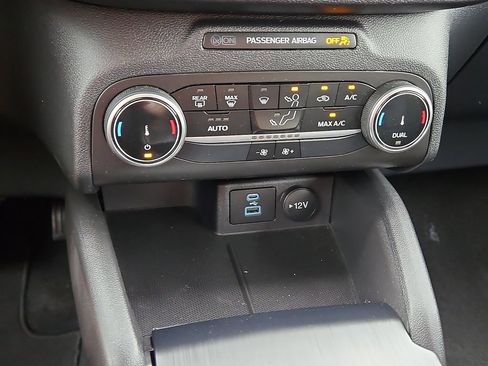 Used 2023 Ford Escape Active FWD image 17
