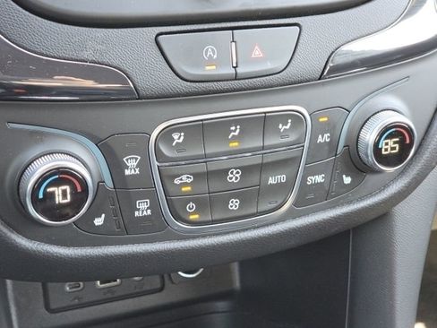 Used 2024 Chevrolet Equinox RS w/ RS Leather Package image 24