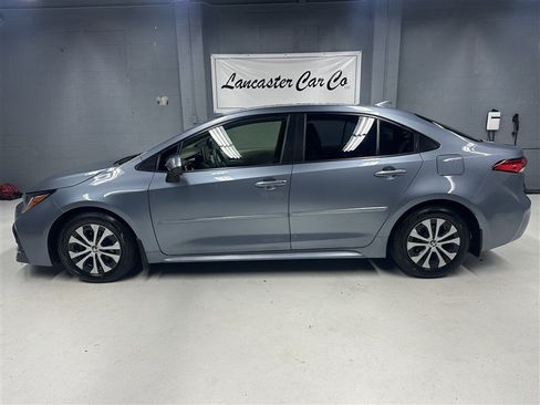 Used 2020 Toyota Corolla LE FWD image 5