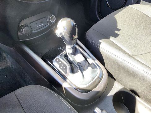 Used 2012 Kia Soul + FWD image 20