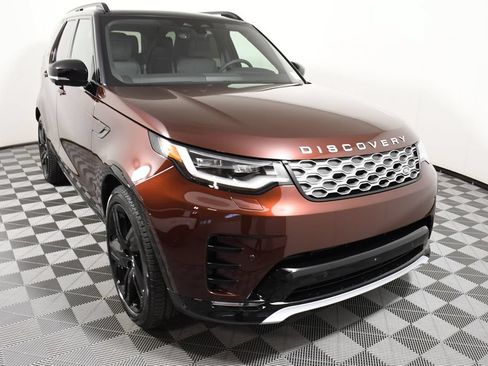Used 2026 Land Rover Discovery Limited Edition AWD/4WD image 9