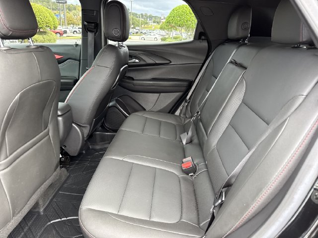 Used 2024 Chevrolet TrailBlazer RS w/ Convenience Package FWD image 10