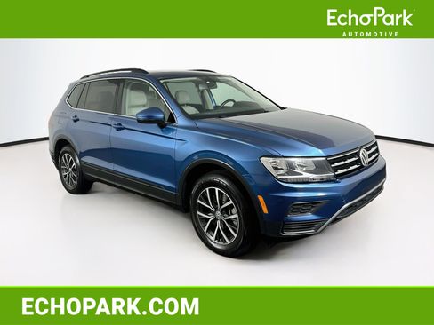 Used 2019 Volkswagen Tiguan SE w/ Panoramic Sunroof Package FWD image 1