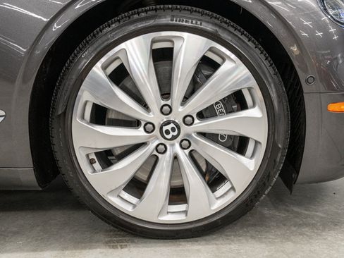 Used 2024 Bentley Continental GT V8 AWD/4WD image 40