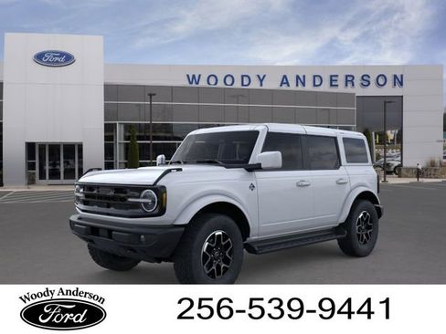 New 2025 Ford Bronco Outer Banks AWD/4WD image 1