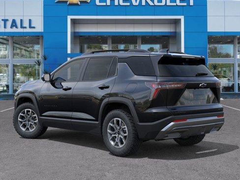 Used 2026 Chevrolet Equinox ACTIV w/ Convenience Package III FWD image 3