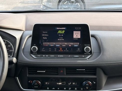 Certified 2023 Nissan Rogue SV w/ SV Premium B Package image 29