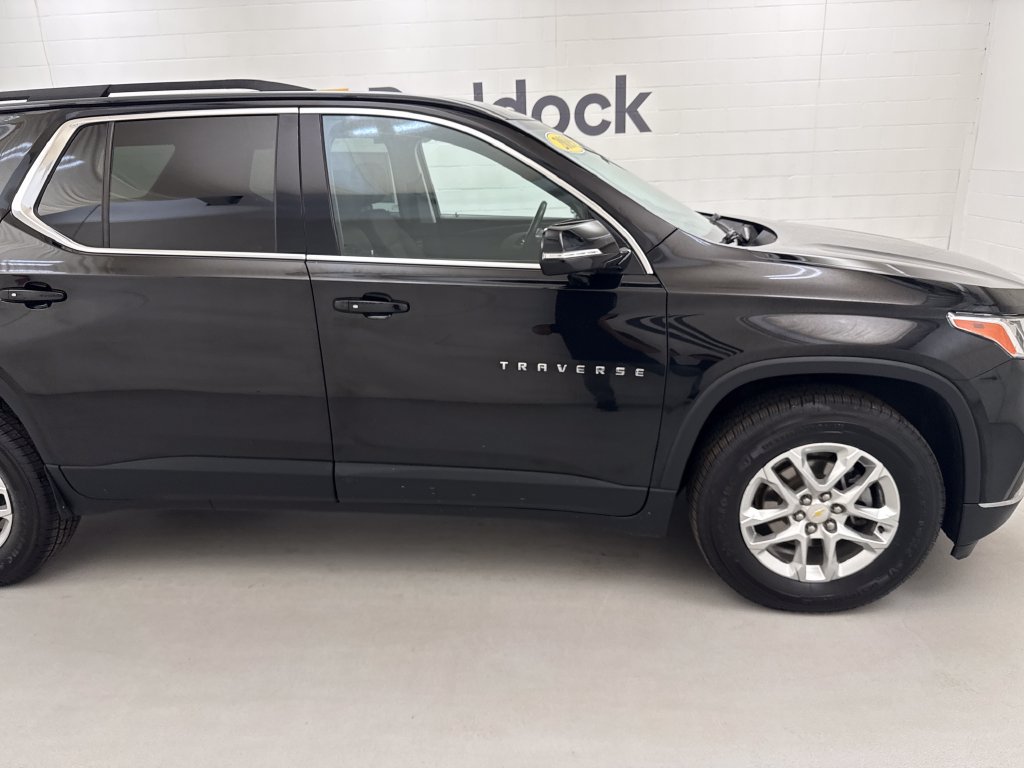 Used 2019 Chevrolet Traverse LT w/ LPO, Floor Liner Package AWD/4WD image 6