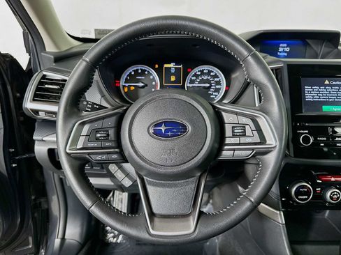 Used 2020 Subaru Forester Premium image 11