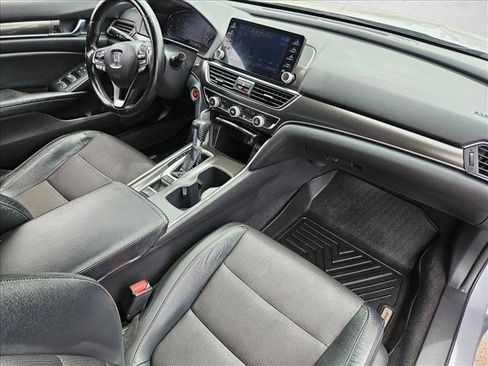Used 2018 Honda Accord Sport image 27