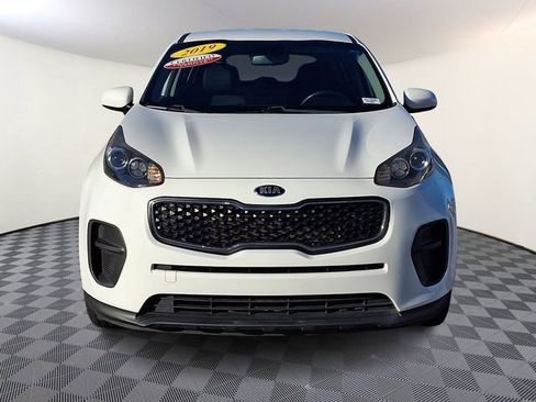 Used 2019 Kia Sportage LX image 2