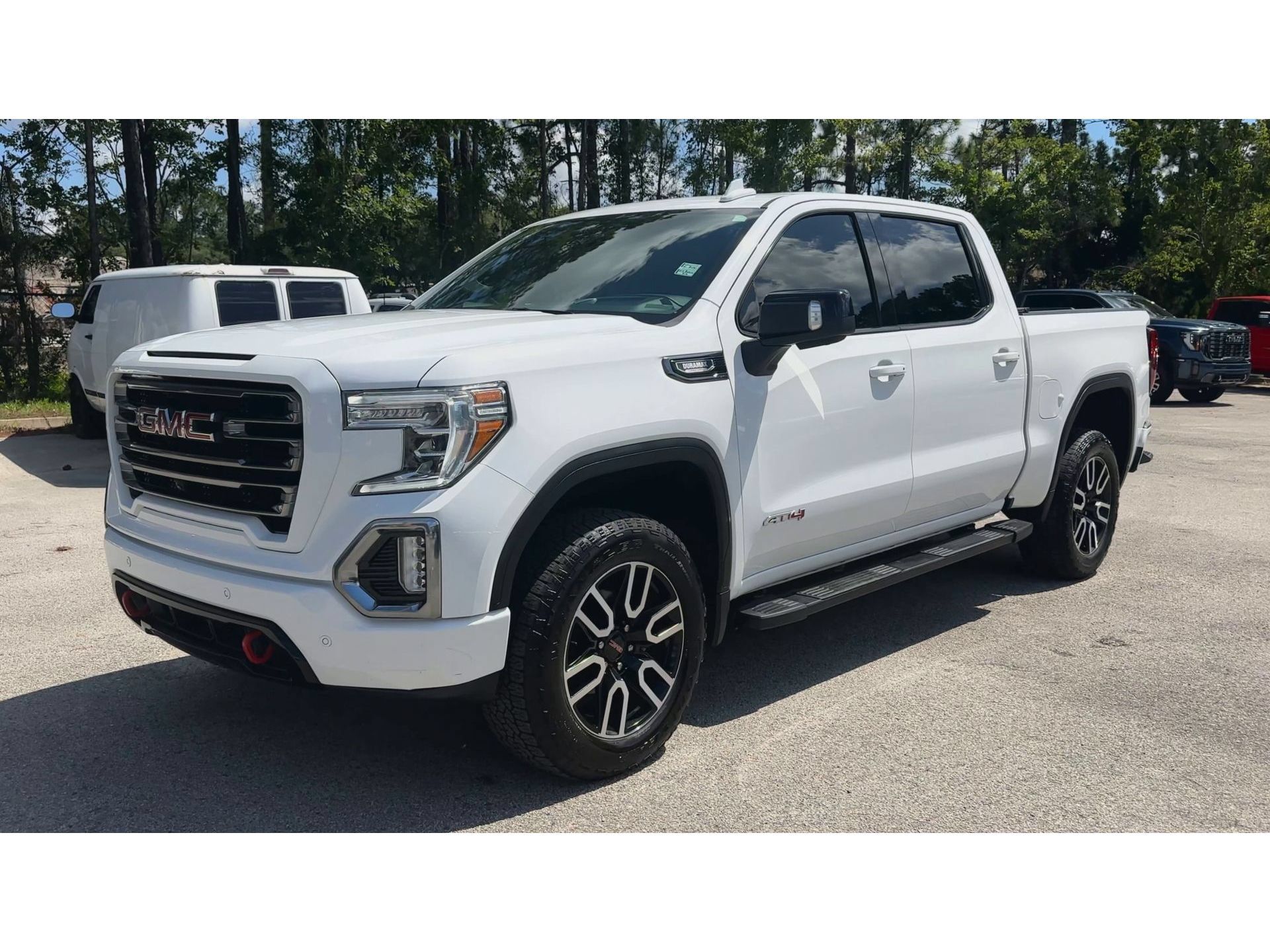 Certified 2021 GMC Sierra 1500 AT4 w/ AT4 Value Package AWD/4WD image 4
