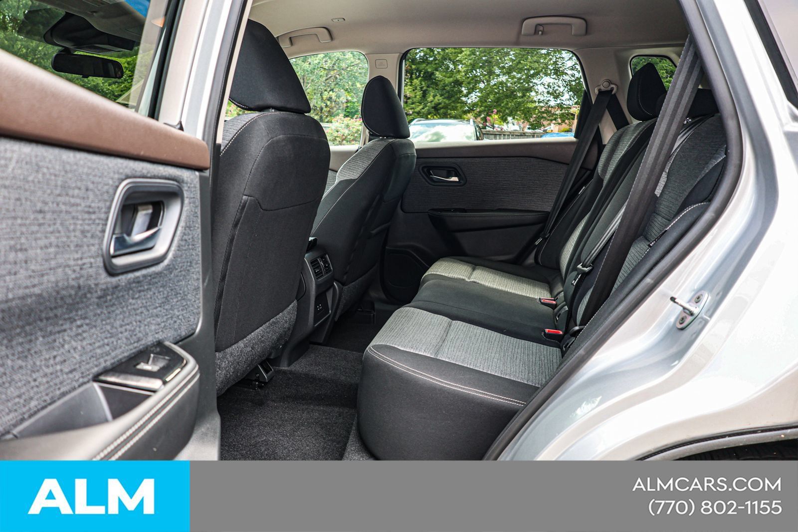 Used 2023 Nissan Rogue SV FWD image 18