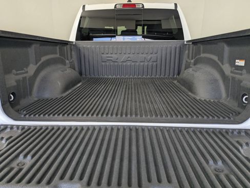 Used 2023 RAM 1500 Laramie AWD/4WD image 29