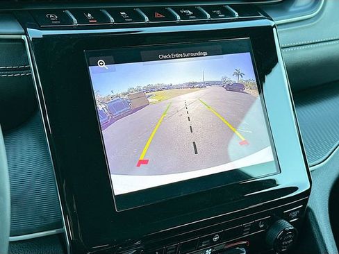 Used 2024 Jeep Grand Cherokee Altitude image 13