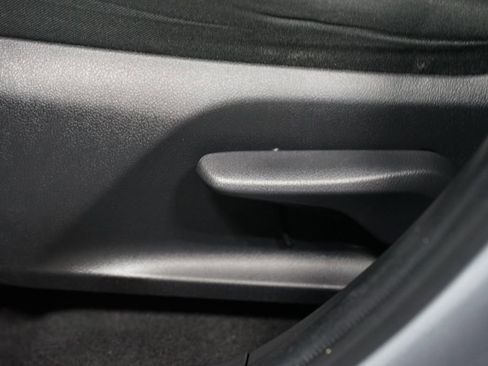 Certified 2024 Toyota RAV4 LE FWD image 31
