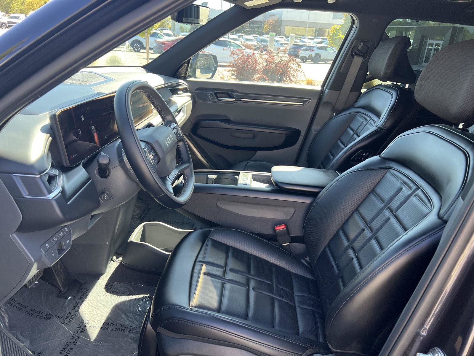 Used 2026 Kia EV9 Land w/ Nightfall Edition Package AWD/4WD image 28