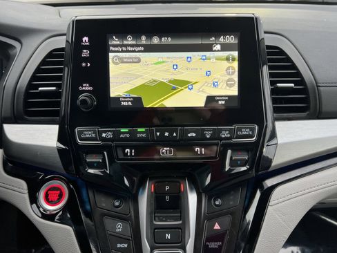 Used 2023 Honda Odyssey Touring image 20