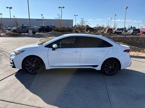 Used 2024 Toyota Corolla SE image 4