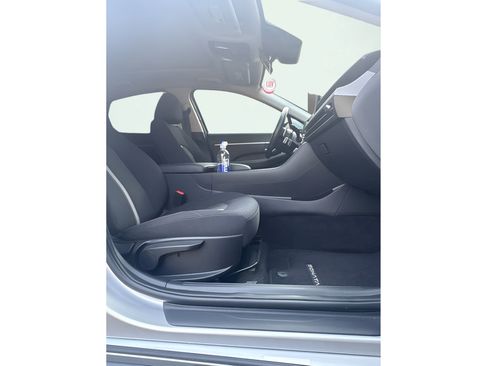 Used 2025 Hyundai Sonata SEL FWD image 11