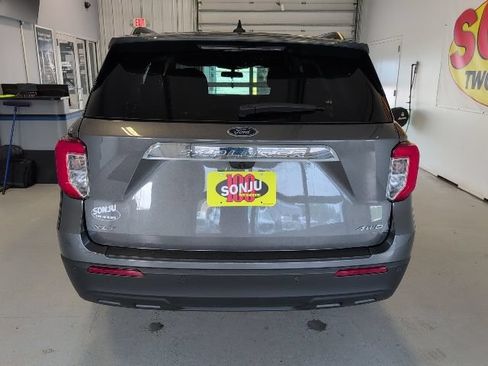 Certified 2023 Ford Explorer XLT AWD/4WD image 4