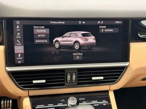 Used 2021 Porsche Cayenne S AWD/4WD image 29