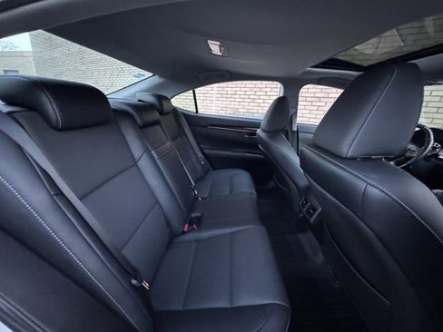 Used 2017 Lexus ES 350 image 12