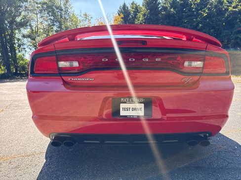 Used 2014 Dodge Charger R/T image 4