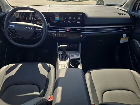 New 2026 Kia Sportage EX FWD image 13