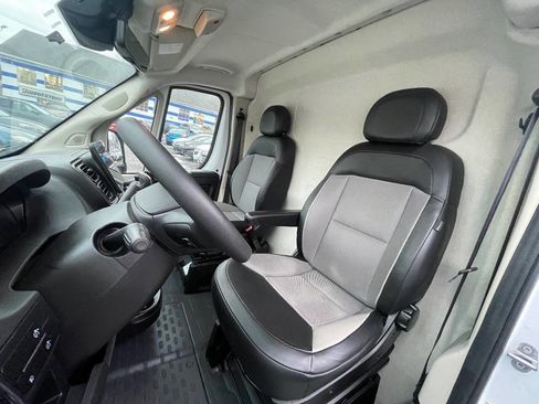 Used 2022 RAM ProMaster 3500 w/ Premium Convenience Group image 12