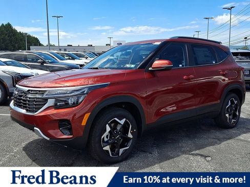 New 2026 Kia Seltos S AWD/4WD image 2